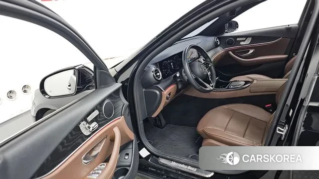 Mercedes-Benz E-Class W213 id 3716326 из Кореи 19