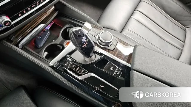 BMW 5 Series (G30) id 3586668 из Кореи 19