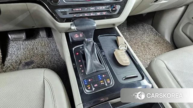 Kia All New Carnival id 3045569 из Кореи 19