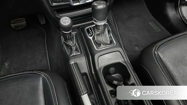 Jeep Wrangler (JL) id 3827844 из Кореи 19