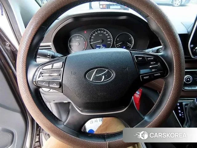 Hyundai The New Grand Starex id 3757104 из Кореи 19