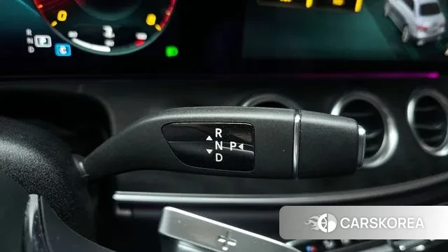 Mercedes-Benz E-Class W213 id 3716390 из Кореи 19