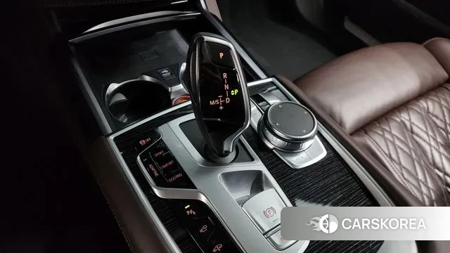 BMW 7 Series (G11) id 3519778 из Кореи 19