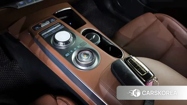 Genesis GV70 id 3519160 из Кореи 19