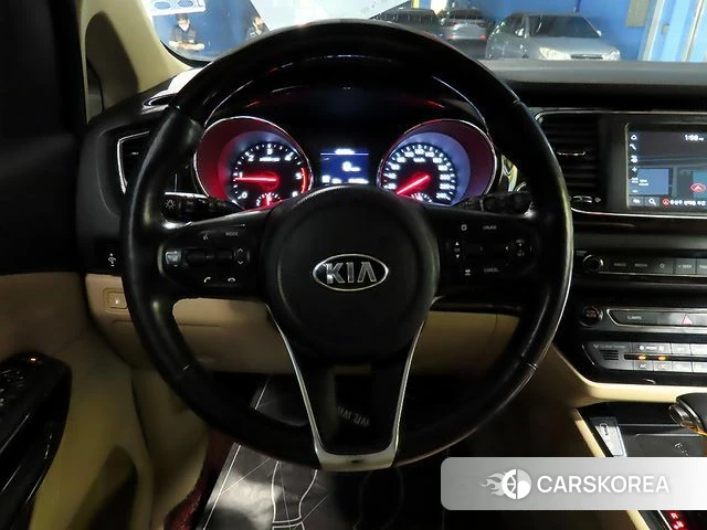 Kia The New Carnival id 4390516 из Кореи 19