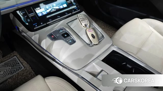 Hyundai The New Grandeur IG Hybrid id 4753927 из Кореи 19