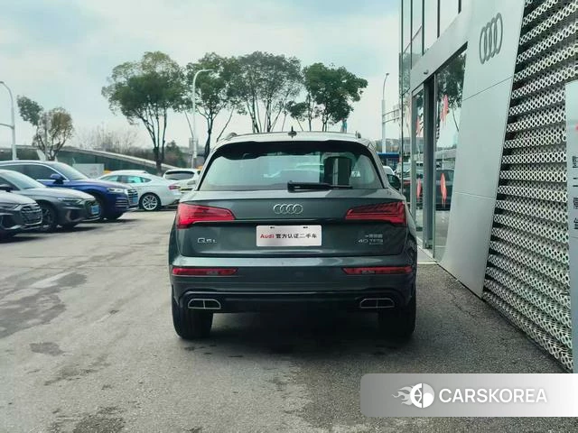 Audi Q5L id 4300264 из Китая 9