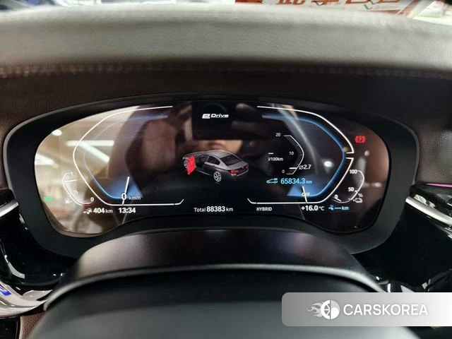BMW 5 series PHEV id 4261202 из Китая 17