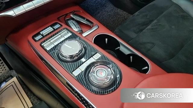 Genesis GV70 id 3852110 из Кореи 17