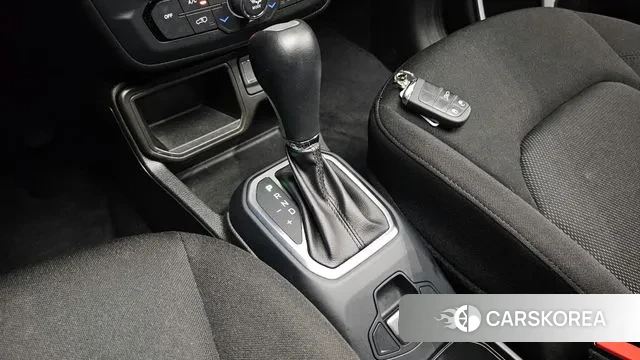 Jeep Renegade id 2999589 из Кореи 19