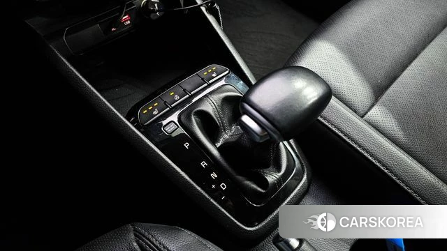 Kia Stonic id 3880006 из Кореи 19