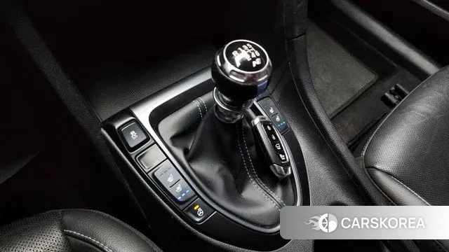 Hyundai Veloster (JS) id 3718323 из Кореи 19