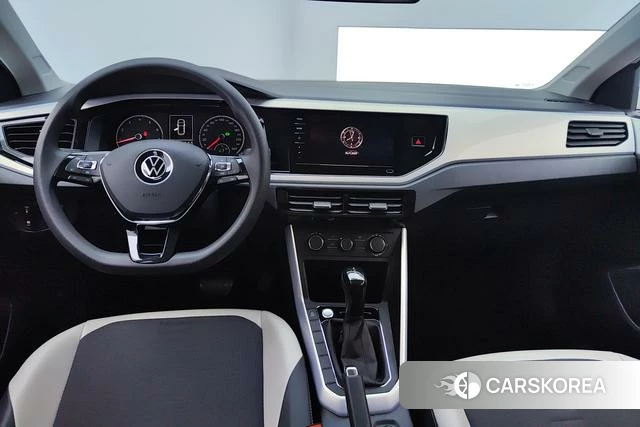 Volkswagen Polo id 3913863 из Китая 16