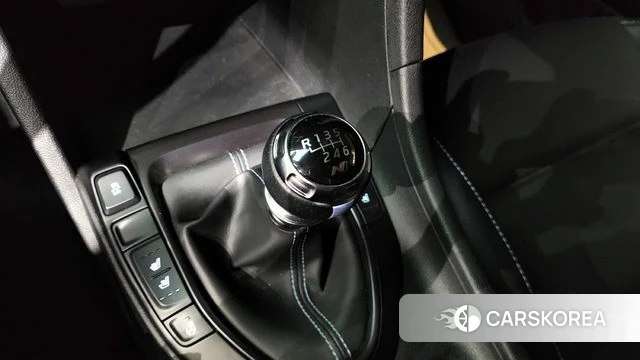 Hyundai Veloster (JS) id 4178848 из Кореи 19