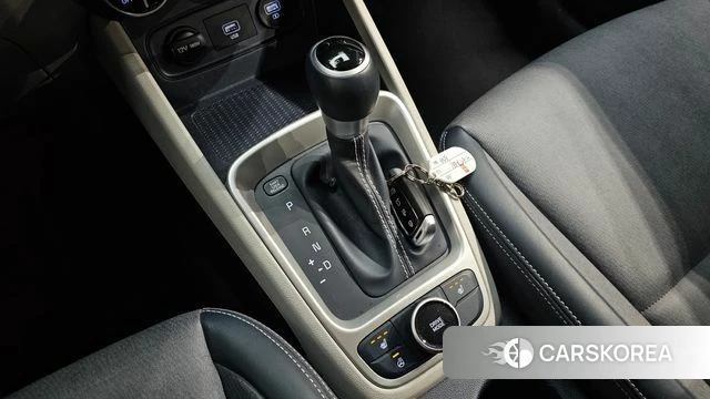 Hyundai Venue id 4250787 из Кореи 19