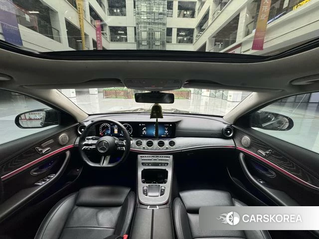 Mercedes-Benz E-class id 4261312 из Китая 19