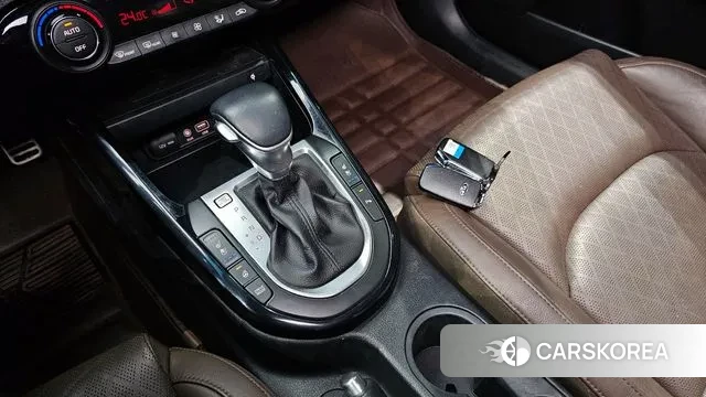 Kia Come New K3 id 3547634 из Кореи 19