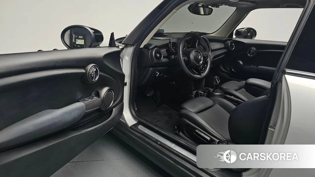 Mini Cooper id 4309757 из Кореи 31