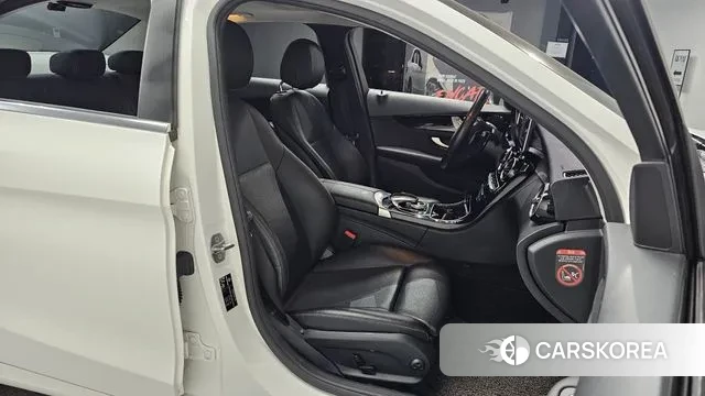 Mercedes-Benz C-Class W205 id 3336652 из Кореи 19