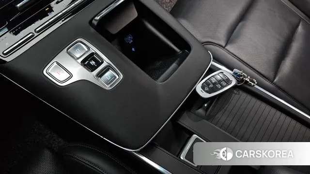 Hyundai The New Grandeur IG id 3726797 из Кореи 19