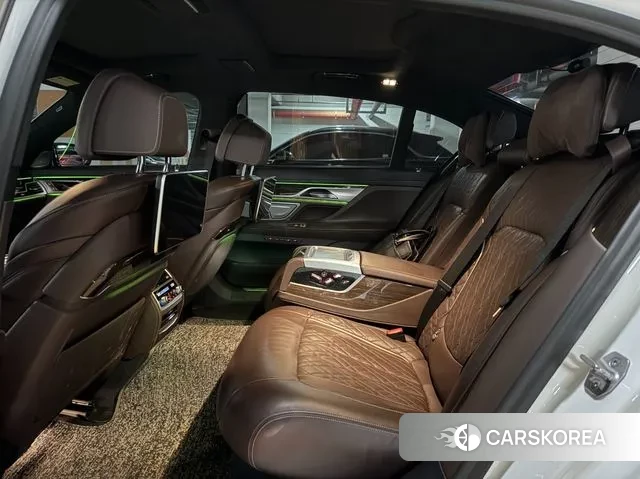 BMW 7 Series (G11) id 3439264 из Кореи 19