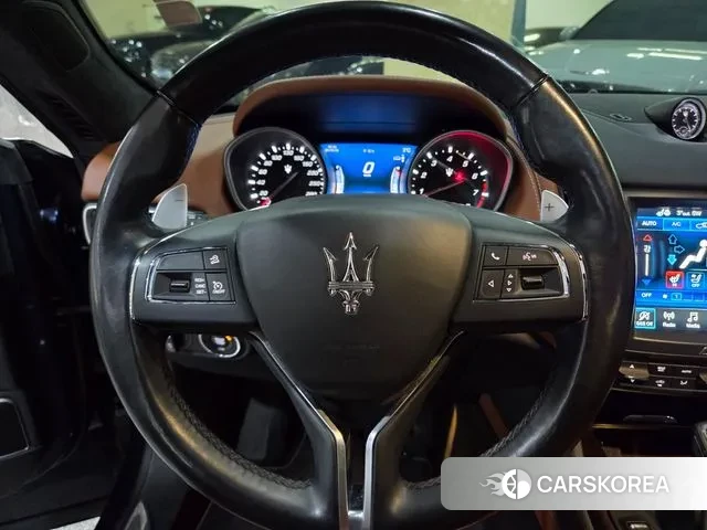 Maserati Levante id 3595415 из Кореи 19