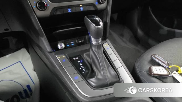 Hyundai Avante AD id 4397992 из Кореи 29