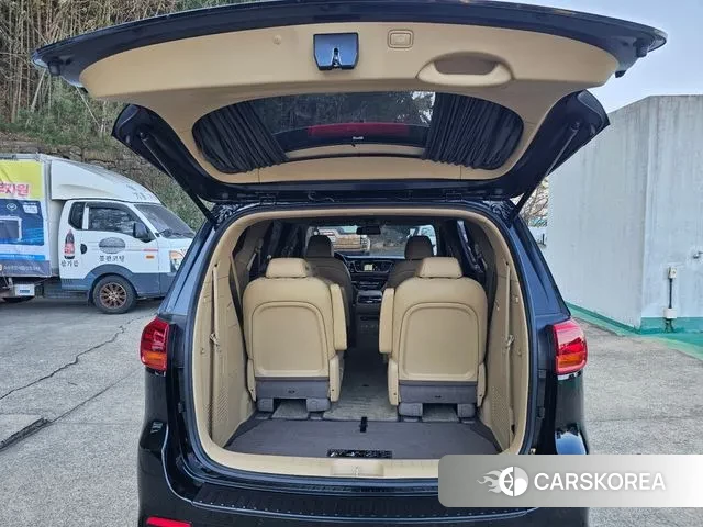 Kia The New Carnival id 3656313 из Кореи 19