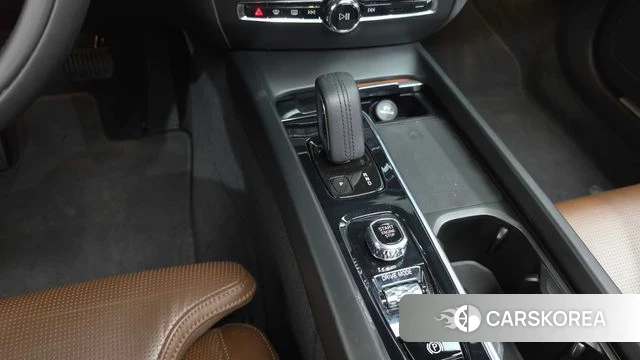 Volvo V60 Cross-Country 2nd Generation id 4529812 из Кореи 34