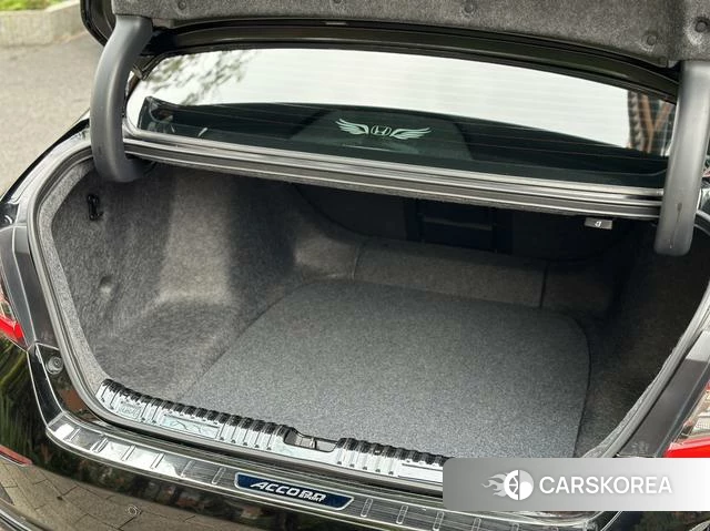 Honda Accord id 4313511 из Китая 19