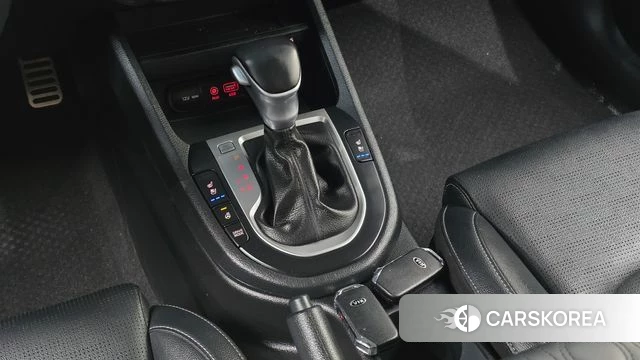 Kia Come New K3 id 4519618 из Кореи 19