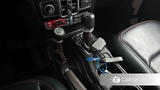 Jeep Gladiator (JT) id 2984961 из Кореи 19