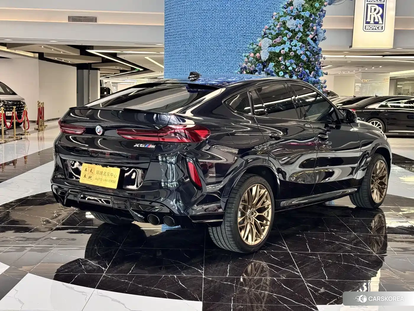 BMW X6 M id 4629747 из Китая 25