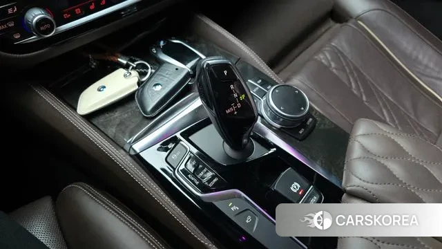 BMW 5 Series (G30) id 3363186 из Кореи 19