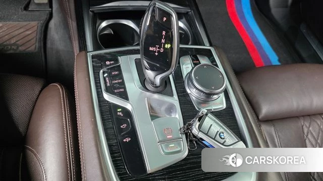 BMW 7 Series (G11) id 4865625 из Кореи 19