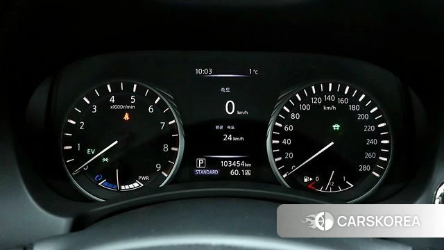 Infiniti Q50 id 3905708 из Кореи 19