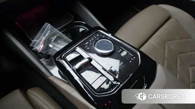 BMW 5 Series (G60) id 4578928 из Кореи 29