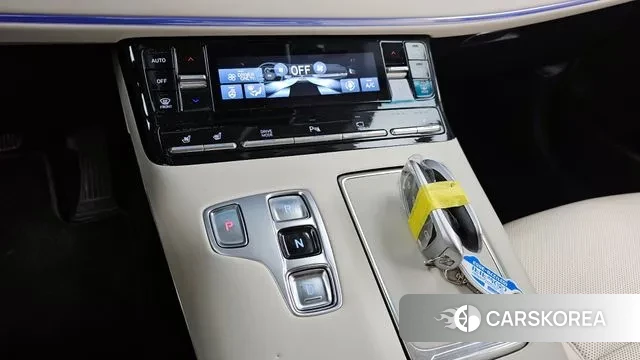 Hyundai The New Grandeur IG Hybrid id 3342591 из Кореи 19