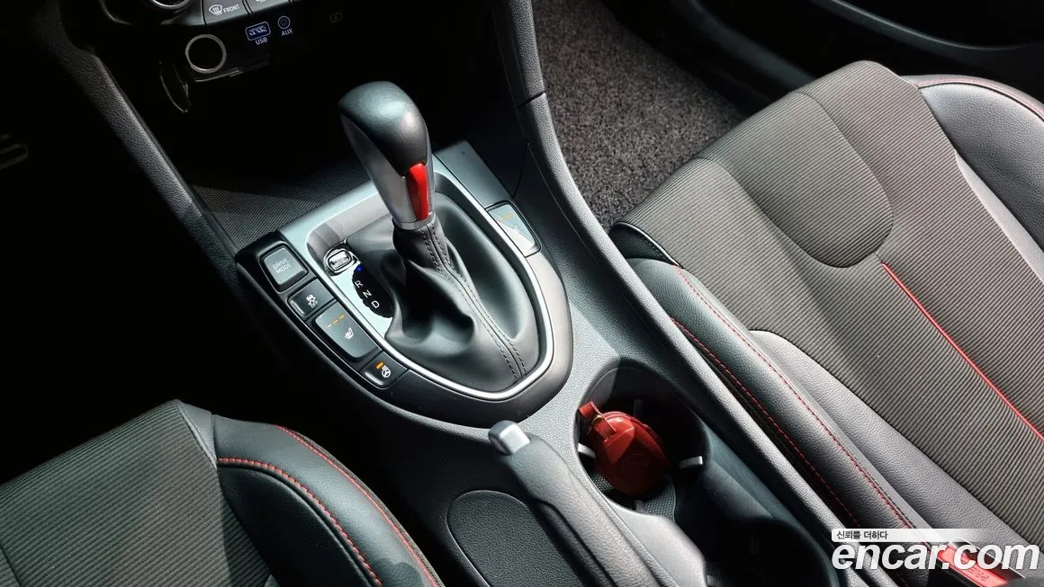 Hyundai Veloster (JS) id 2085577 из Кореи 19