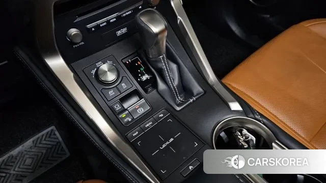 Lexus NX300h id 3361648 из Кореи 19