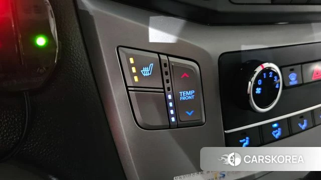 Hyundai The New Grand Starex id 4895582 из Кореи 31