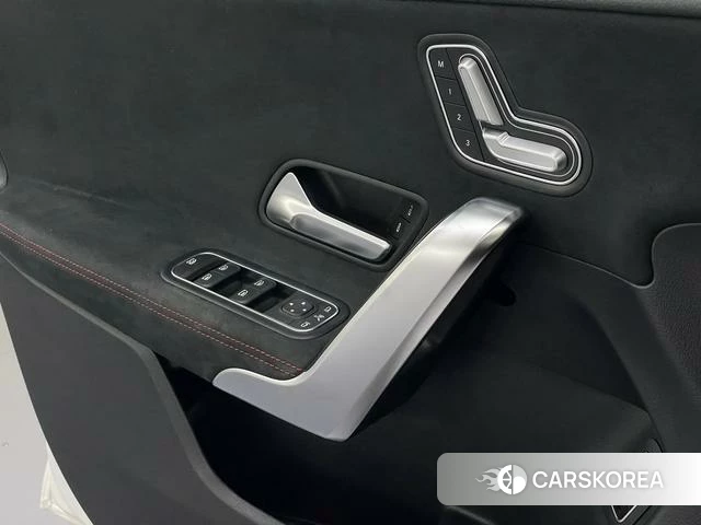 Mercedes-Benz CLA (import) id 4263712 из Китая 24