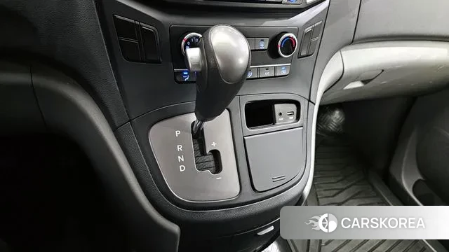 Hyundai The New Grand Starex id 2885581 из Кореи 19