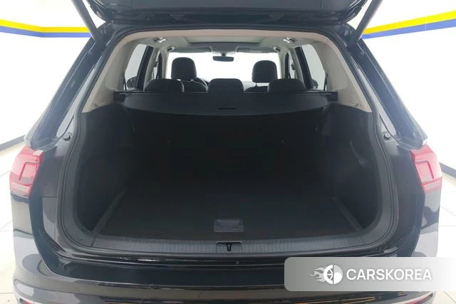 Volkswagen Tiguan L id 4229240 из Китая 16