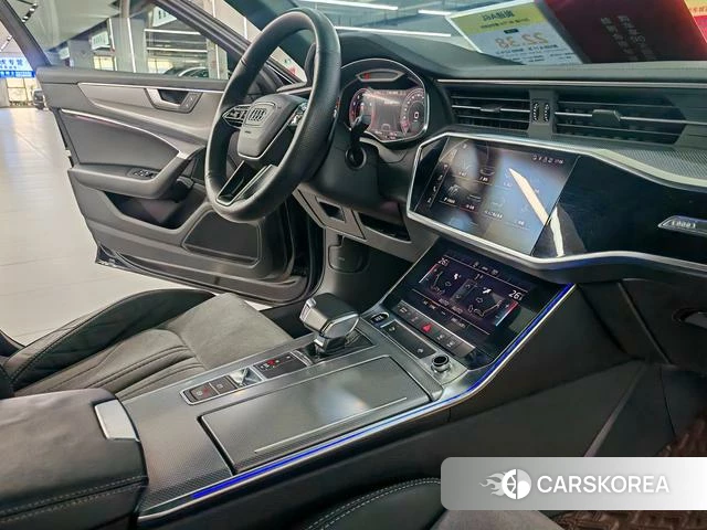 Audi A6L id 4275261 из Китая 24