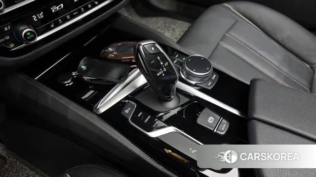 BMW 5 Series (G30) id 3004614 из Кореи 19