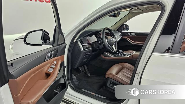 BMW X7 (G07) id 4726350 из Кореи 32