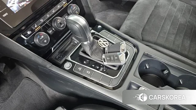 Volkswagen Passat GT (B8) id 3292454 из Кореи 19