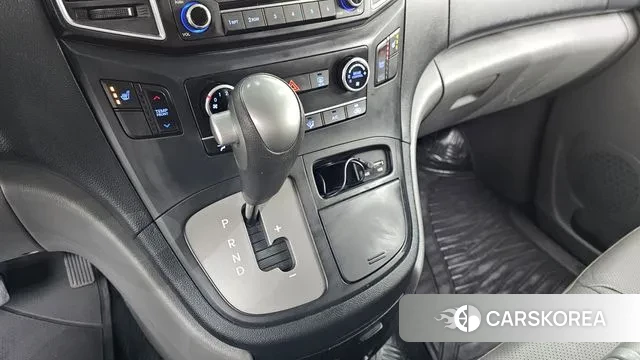 Hyundai The New Grand Starex id 3612858 из Кореи 19