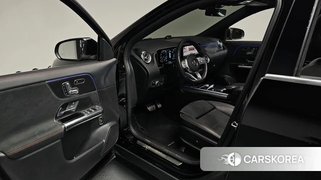 Mercedes-Benz GLA - Class H247 id 4702809 из Кореи 34